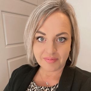 Meet your Posher, Marcy